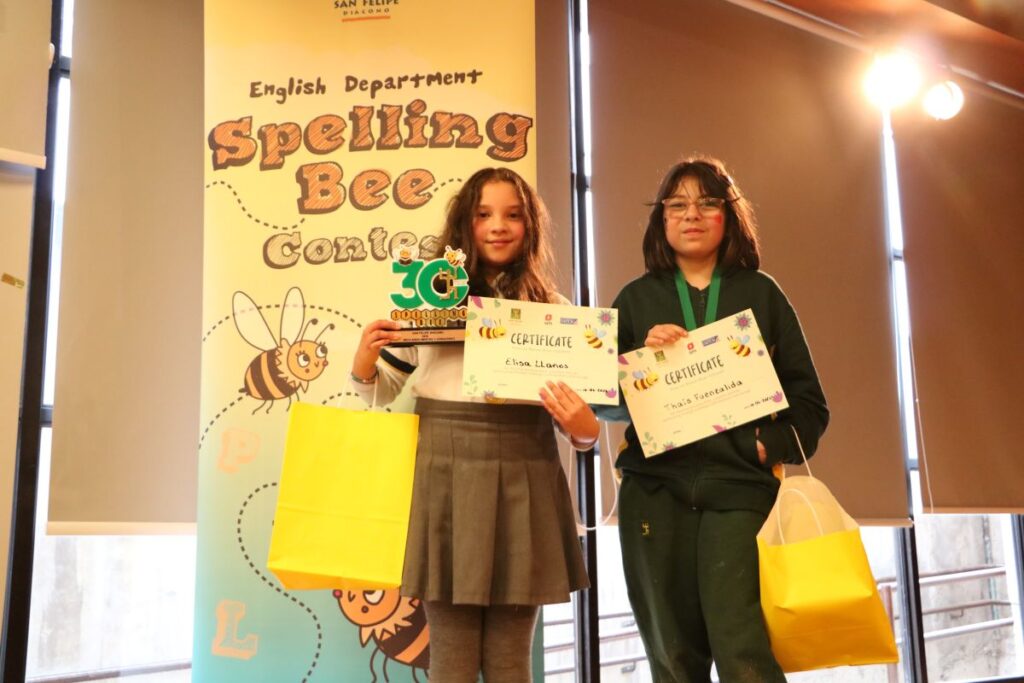 Spelling Bee: estudiantes de 3° a 8° básico brillan