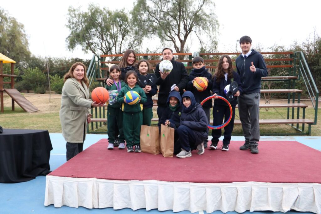 Nuevos implementos deportivos y lúdicos para nuestra comunidad