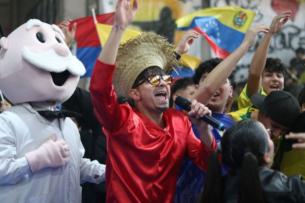 Vibramos con las Alianzas en los 30 años del Colegio